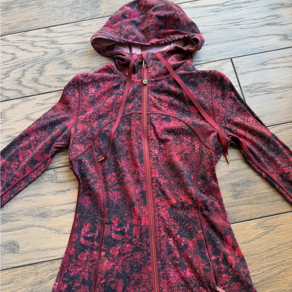 lululemon define jacket!!